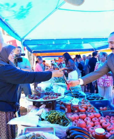 Çiftçiler Günü’nde Üretici Pazarı Coşkusu!