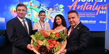 4. FoodFestAntalya: Akdeniz Mutfağı Coşkusu!