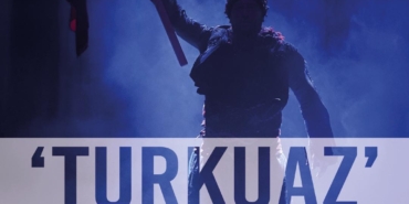 Turkuaz Gösterisiyle Geleneksel Dans Keyfi!