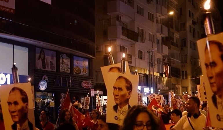 Antalya’da 19 Mayıs Coşkusu Fener Alayı ile Taçlandı!