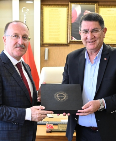 Esnaf ve Sanatkarlar Birliği’nden Yeni Müdüre Ziyaret