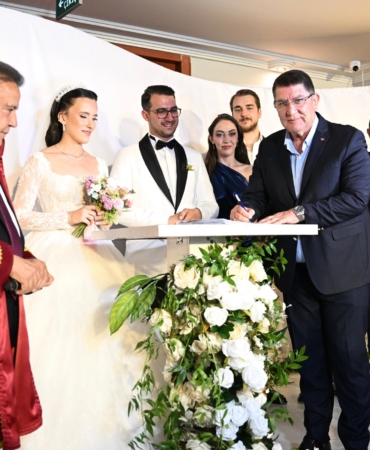 Antalya’da Mutlu Bir Düğün Töreni Gerçekleşti!