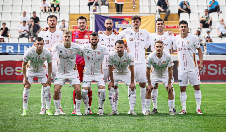 Karşılaşmanın İlk Yarısından Çarpıcı Anlar!