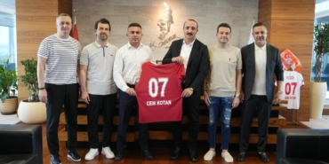 Belediye, Antalyaspor ile İşbirliği İçin Bir Arada