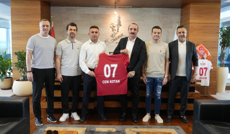 Belediye, Antalyaspor ile İşbirliği İçin Bir Arada