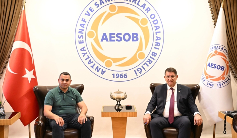 Başkan Hasan Efe Üstün, Esnafı Ziyaret Etti