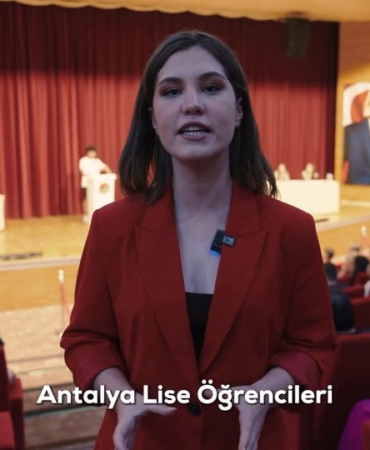 Gençler Münazara Turnuvası’nda Fikirlerini Paylaştı