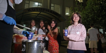 Sınav Döneminde Öğrencilere Sıcak Çorba İkramı!