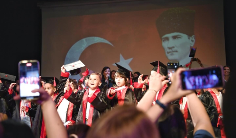 Konyaaltı’nda Mezuniyet Coşkusu Yaşandı!