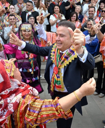 Yörük Göçü ile Antalya Sokakları Renklendi! 🎉