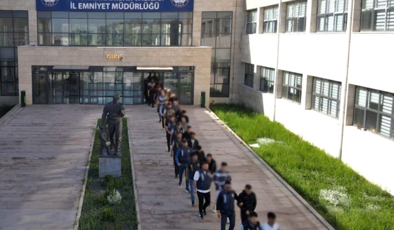 9 İlde Dolandırıcılık Operasyonu: 25 Tutuklama!
