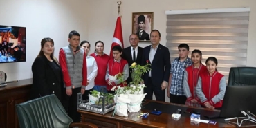 Özel Öğrencilerden Kaymakam Topuz’a Ziyaret