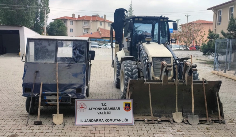 Kaçak Kazı Yapan İki Kişi Suçüstü Yakalandı!