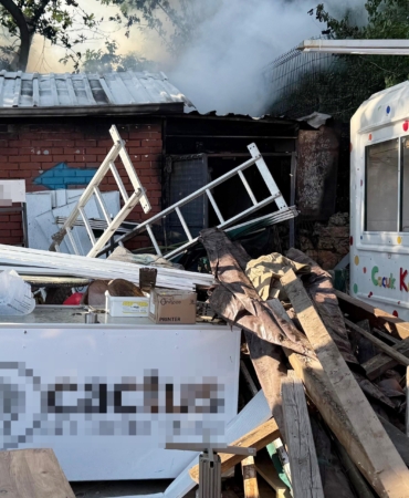 Muratpaşa’da Kafe Deposunda Yangın Çıktı!