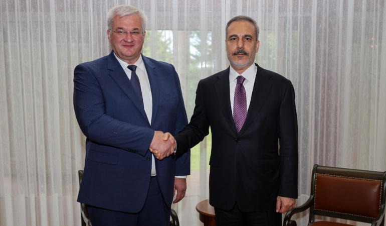 Fidan ve Sibiha Antalya’da Bir Araya Geldi!