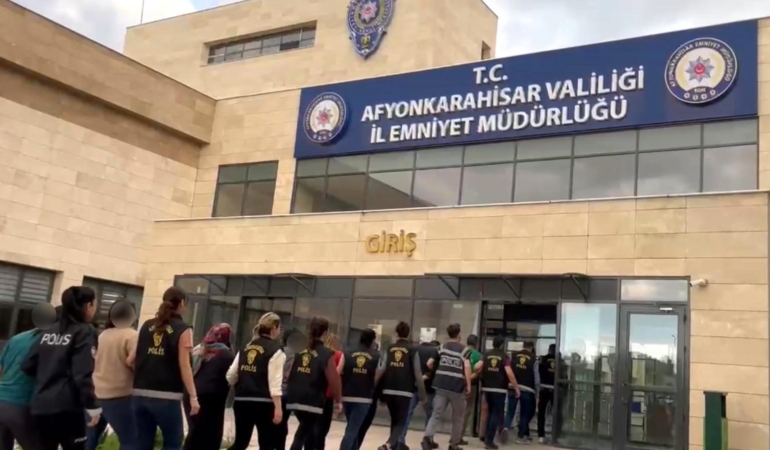 Afyonkarahisar’da Fuhuş Operasyonu: 12 Kadın Kurtarıldı