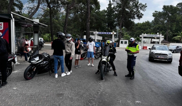 Antalya’da Motosiklet Denetiminde 3.5 Milyon Ceza!