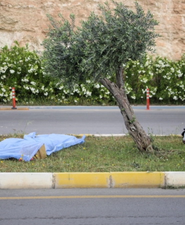 Arkadaşının Cansız Bedenine Veda Anı