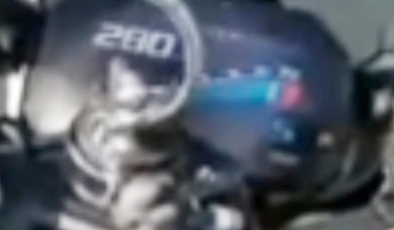 280 km/s hız yapan motosikletçi yakalandı!