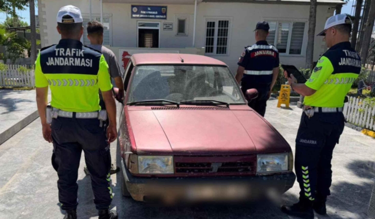 Finike’de Drift Yapan Sürücüye 52 Bin Ceza!