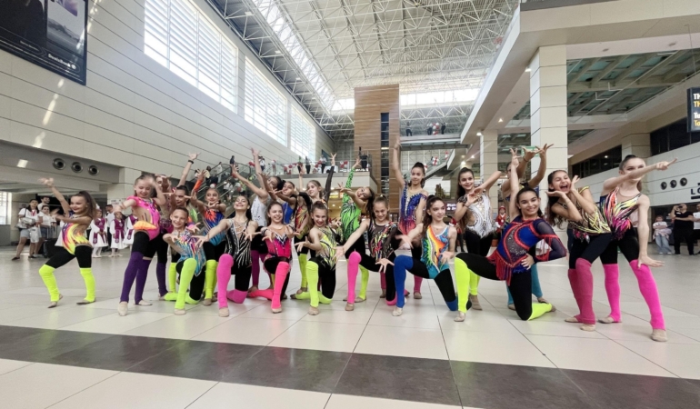 Antalya Havalimanı’nda Bayram Coşkusu!