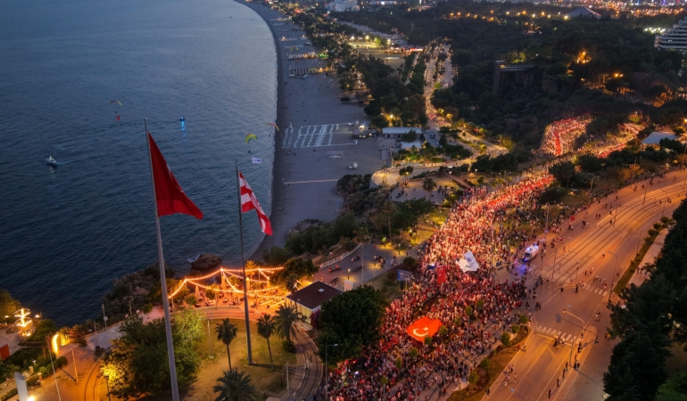 Antalya’da Fener Alayı’na Binlerce Kişi Katıldı!