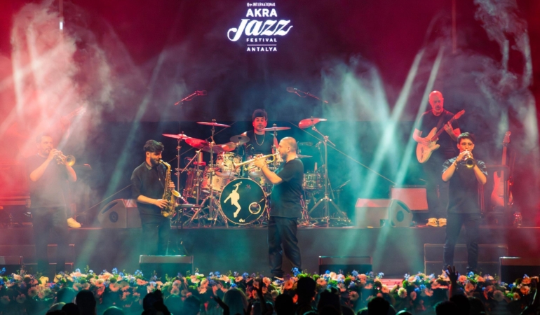 Akra Caz Festivali: Müzik ve Manzara Buluşması