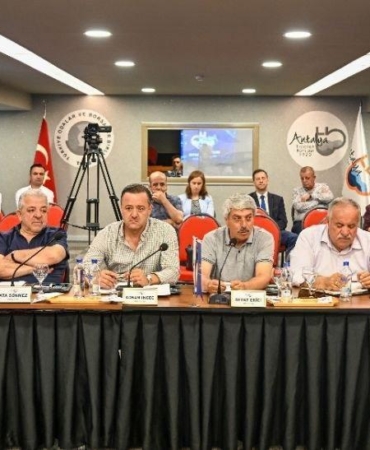 Antalya Ticaret Borsası’nda Ekonomi Değerlendirmesi