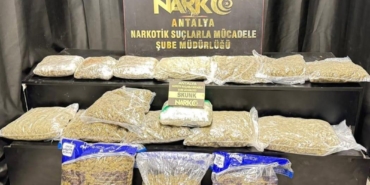 Antalya’da Uyuşturucu Operasyonu: 2 Tutuklama!