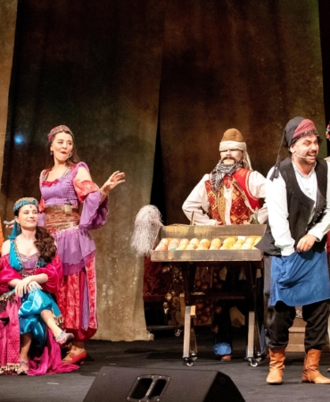 Antalya’da Tiyatro Festivali Coşkusu Tavan Yaptı!