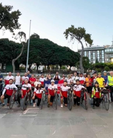 Antalya’da Bisikletli Ölümler İçin Sessiz Sürüş