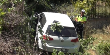 Bahçeye Giren Araçta Sürücü Yaralandı!