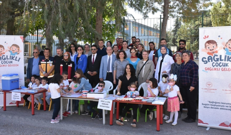 Sağlıklı Gelecek İçin Çocuklara Eğitim Veriliyor