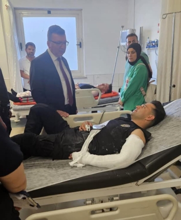 Yunus Ekibi Kaza Geçirdi, İki Polis Yaralandı!