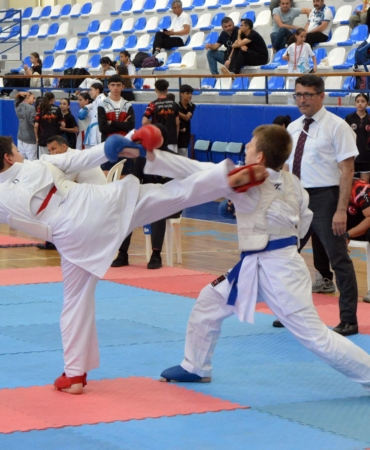Manavgat’ta Yıldızlar Ligi Karate Seçmeleri Yapıldı
