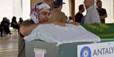 Cinayetle Sarsılan Aile: Kız Çocuklarına Hayat Hakkı?