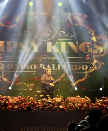 Gipsy Kings, Alanya’da Coşkulu Bir Konser Verdi!
