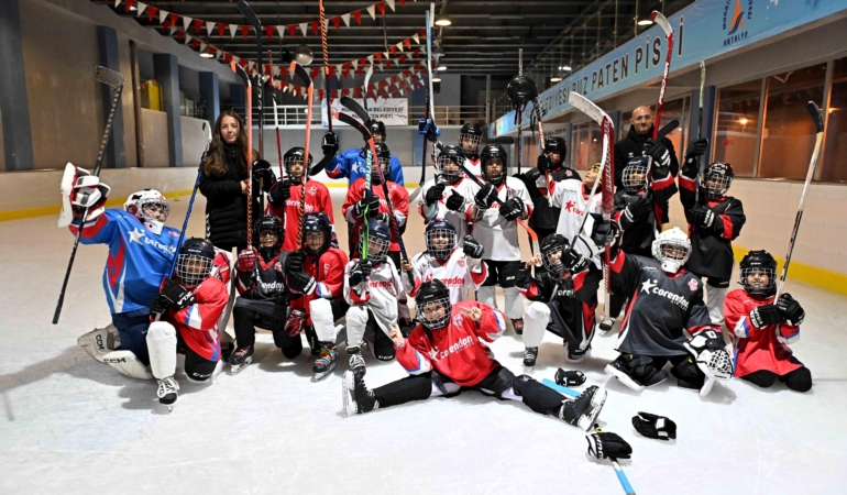 Minik Hokeyciler Türkiye Şampiyonası’na Hazır!