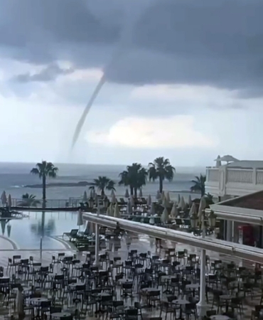 Antalya’da Denizde Hortumlar Kamerada Görüntülendi