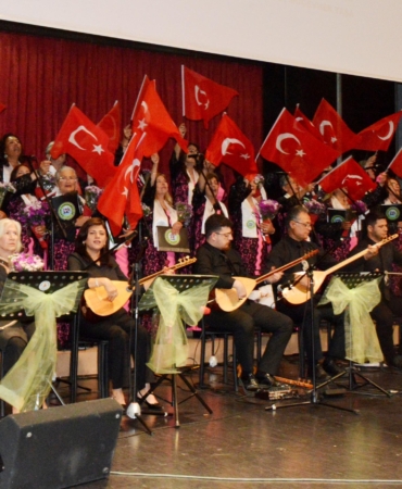 Kadın Karavancılardan Neşeli Türkü Şöleni!