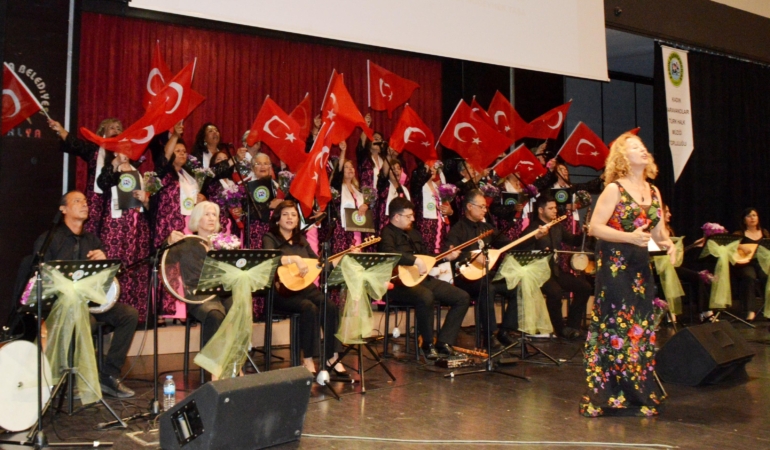 Kadın Karavancılardan Neşeli Türkü Şöleni!