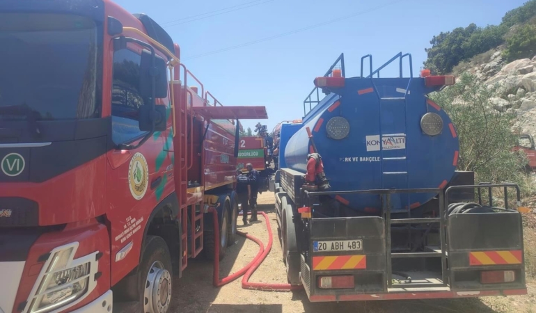 Konyaaltı Belediyesi Yangınla Mücadelede Yanında!