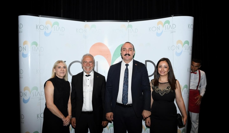 KONYSİAD 15. Yıl Gala Gecesi’nde Ödüller Verildi