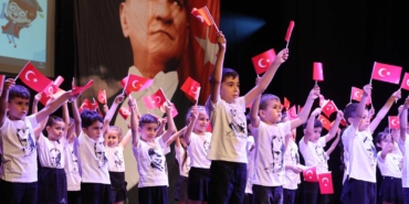 Miniklerden Mezuniyet Coşkusu Antalya’da!