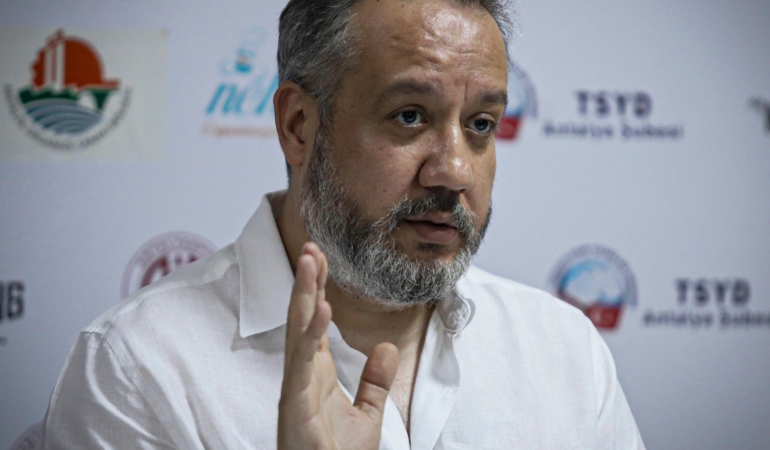 Başkan Boztepe Görevden Ayrılacak, Genel Kurul Yolda!