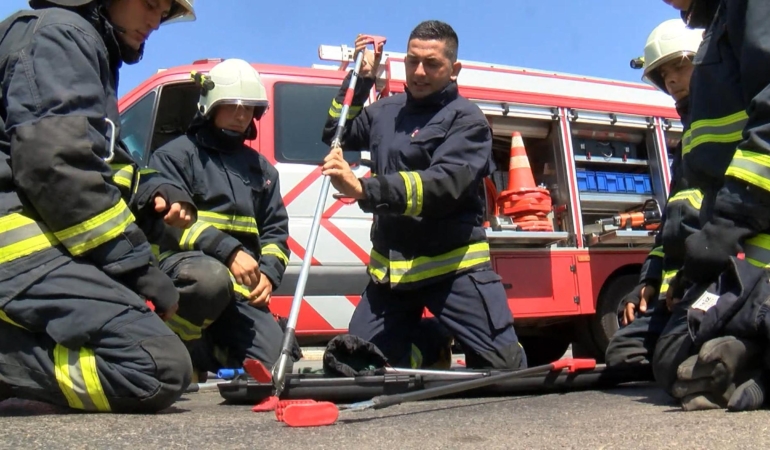 Antalya’da Yılan Panik! İtfaiye Günlük 15 Yılan Çıkarıyor