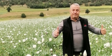 Beyaz Haşhaş Tarlaları Sandıklı’da Görsel Şölen