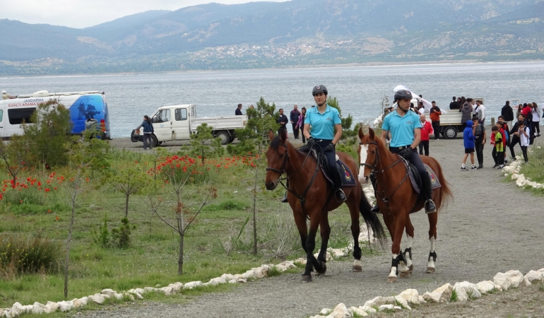 Salda Gölü’nde Atlı Jandarma Göreve Başladı!