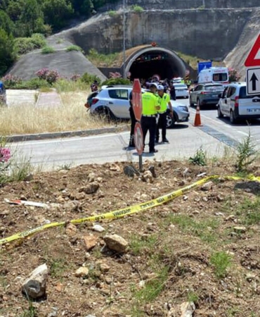 Antalya’da Tünel Girişinde Feci Kaza: 2 Ölü