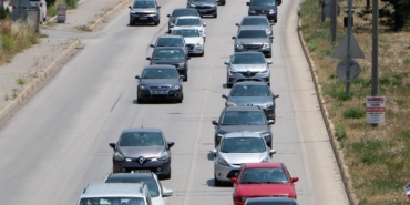 Bayram Dönüşü Afyon-Antalya Yolunda Trafik Çilesi